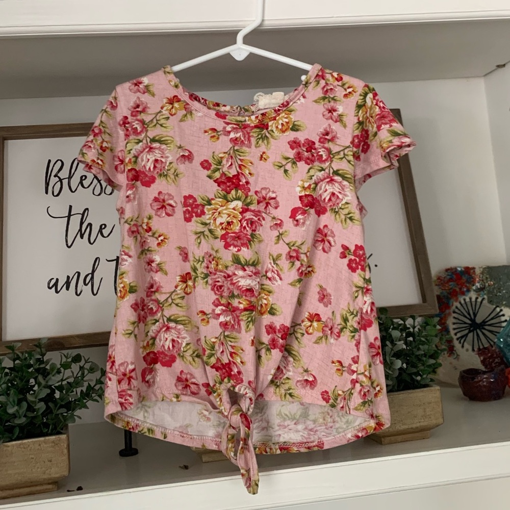 A cute shirt.